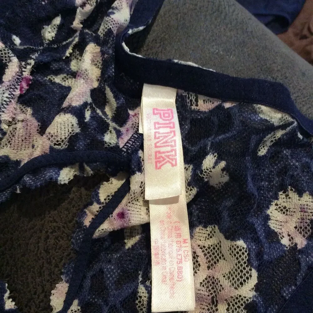 Victoria's Secret PINK Floral Medium Lace Bralette Blue